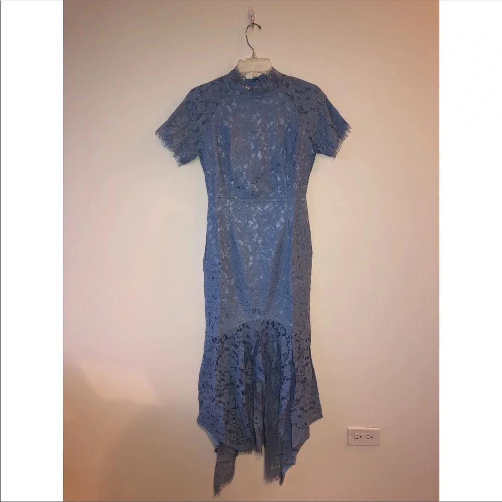 BOUTIQUE LACE WHITE CLOSET DRESS - Picture 4 of 9